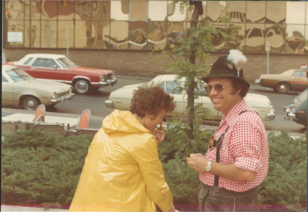 1976 05 01 08 Winston Salem Springfest.jpg